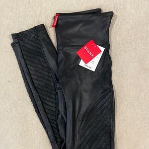 Spanx leggings size XS. BRAND NEW WITH TAGS